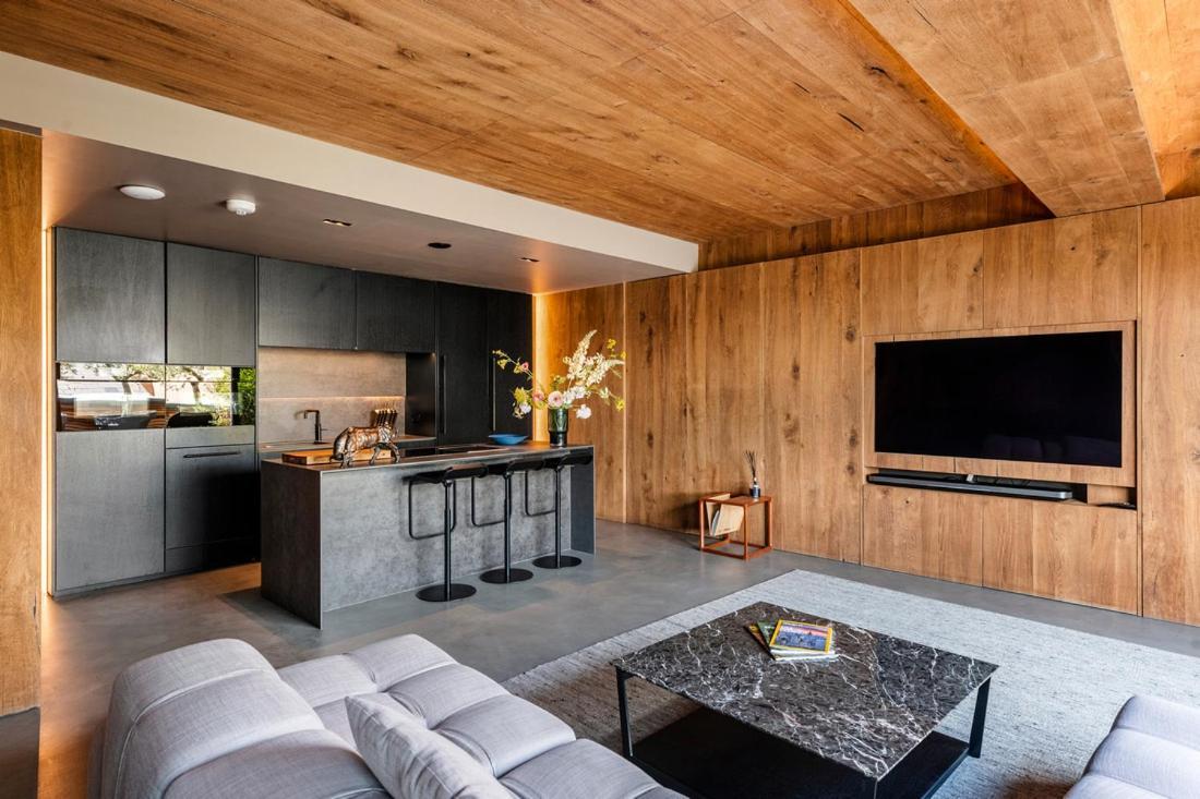 Penthouse Apartment